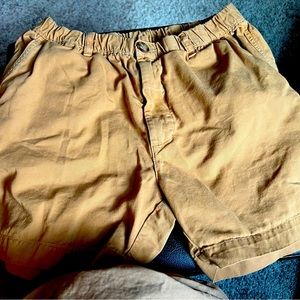 Chubbies - 5.5 inseam - MEDIUM